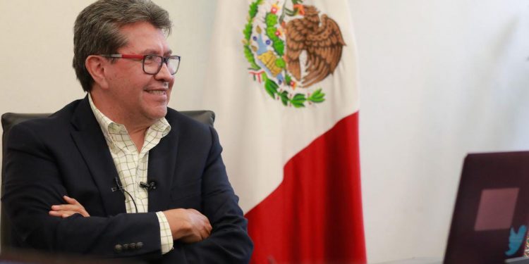 México consolida una auténtica democracia con consulta popular, afirma Ricardo Monreal