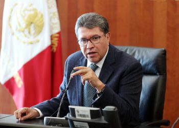 Ricardo Monreal busca consensos para que haya periodo extraordinario