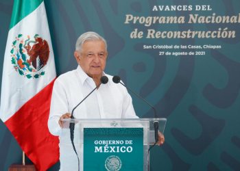 AMLO celebra progreso del Programa Nacional de Reconstrucción