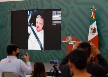 AMLO llama a CNTE a dialogar con SEP y refrenda respeto a la libre manifestación