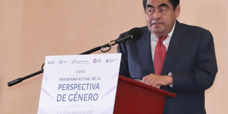 Aplica Puebla una igualdad sustantiva real entre la sociedad, resalta Barbosa Huerta