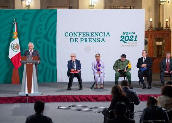Gobierno de México valora vacunar contra COVID-19 a menores de 18 años con enfermedades o padecimientos