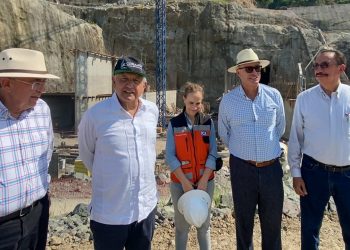 AMLO constata avances en construcción de presa Santa María en Sinaloa