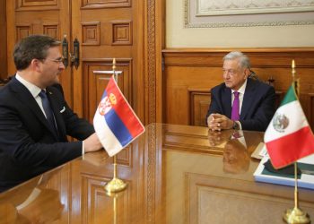 AMLO dialoga con ministros de naciones hermanas