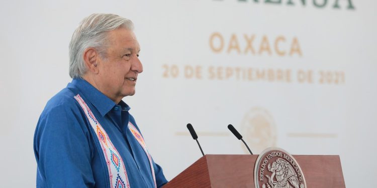 Invertir en programas de desarrollo para resolver de fondo fenómeno migratorio