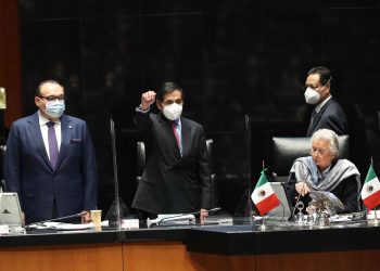 México, en firme proceso de recuperación económica, afirma Rogelio Ramírez de la O en el Senado