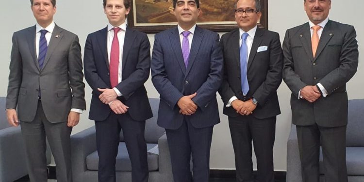 Acuerdan colaboración la Secretaría de Relaciones Exteriores y el Colegio Nacional del Notariado Mexicano