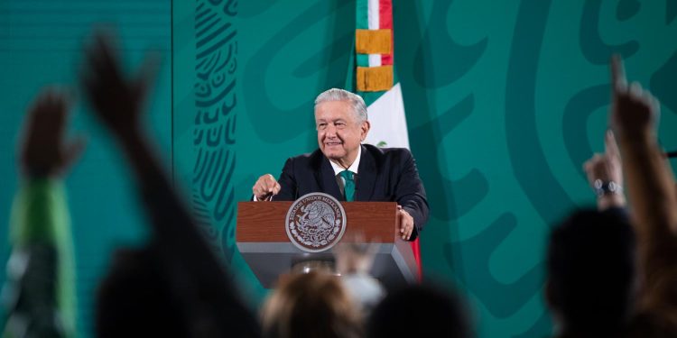 Celebran aprobación de Ley de Ingresos 2022