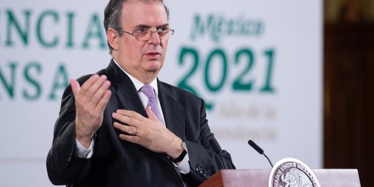 Gobierno anuncia reapertura de frontera con EE.UU