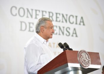 AMLO  lamenta saldo de explosión de ducto de Pemex en Puebla