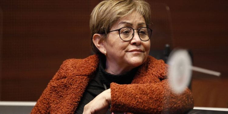 Impulsan en el Senado proyecto para definir y prevenir violencia escolar contra mujeres