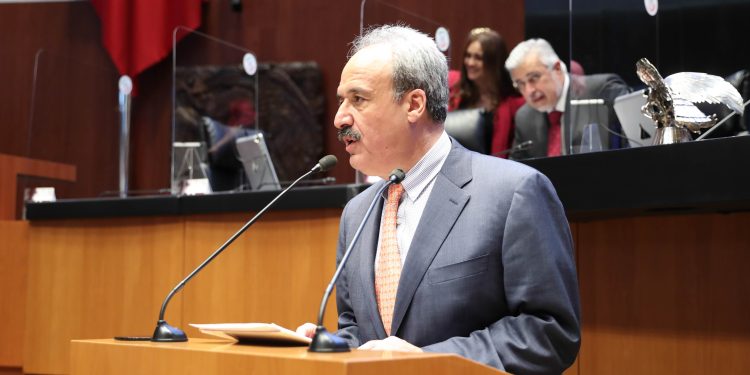 Solicita Rafael Espino a Sener informe sobre regulación de yacimientos geotérmicos