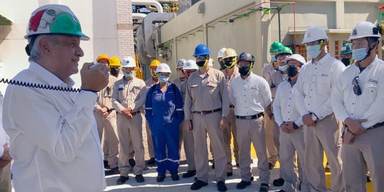 Vamos hacia la autosuficiencia energética: AMLO