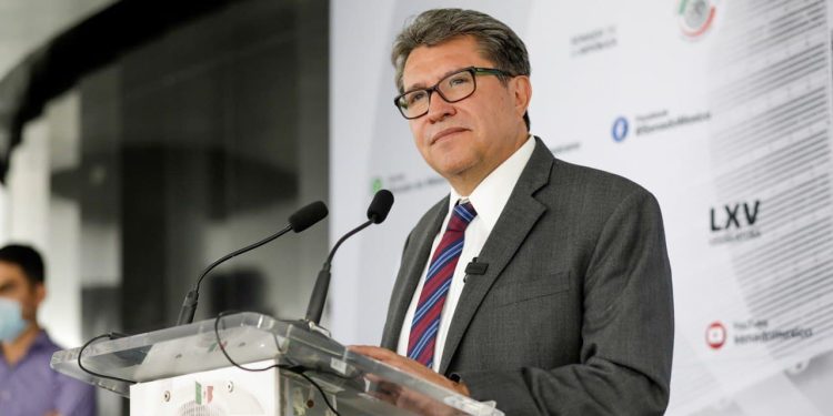 Comparecerán en el Senado responsables de política migratoria, informa Ricardo Monreal