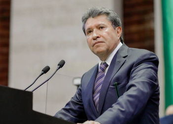 Delito de “ultrajes a la autoridad” legitima abusos contra ciudadanos, insiste Ricardo Monreal