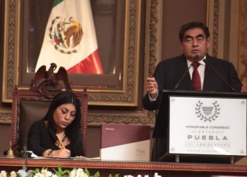 Miguel Barbosa Huerta rinde su tercer informe de gobierno