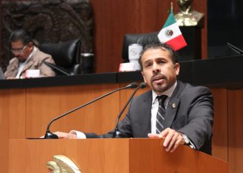 Senador Ricardo Velázquez Meza presenta su Tercer Informe de Actividades Legislativas