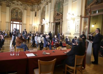 SRE recibe a 37 artistas de origen mexicano establecidos en Estados Unidos