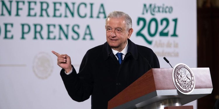 AMLO presentará iniciativa de reforma a la ley electoral para garantizar democracia