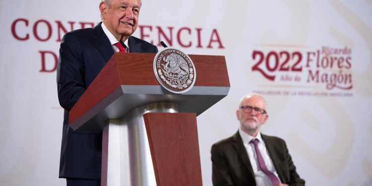 Gobierno entregará en 2022 Aeropuerto Internacional Felipe Ángeles y Refinería Dos Bocas