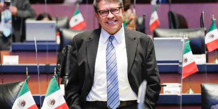 Senado aprobó reformas para proteger expresiones culturales de indígenas, destaca el senador Monreal Ávila