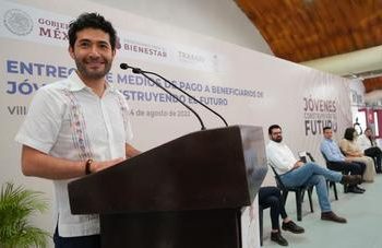 Continúa la entrega de tarjetas del Banco de Bienestar a beneficiarios del Programa Jóvenes Construyendo el Futuro