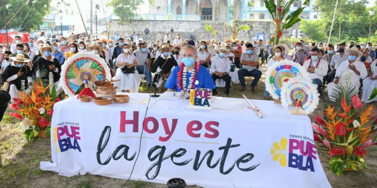 Desciende curva epidemiológica de contagios de SARS-COV-2 en Puebla