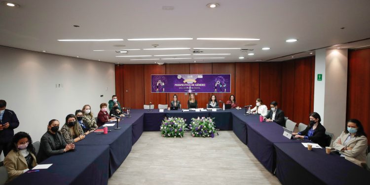 Necesario, impulsar herramientas legislativas para combatir violencia digital: Sánchez Cordero