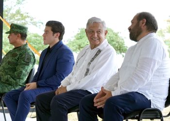 Presidente anuncia reforzamiento de acciones para recuperar cuerpos de mineros en Coahuila