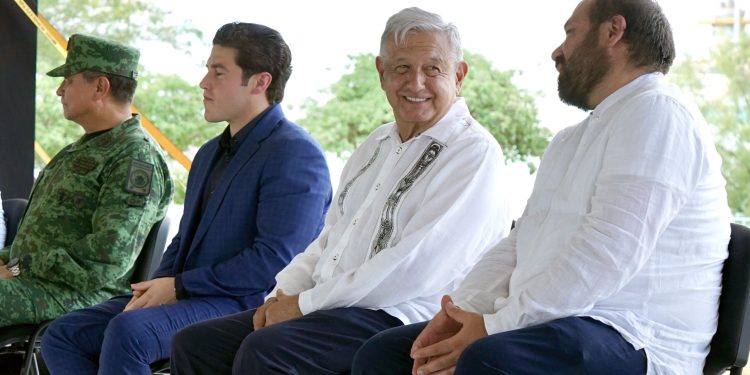 Presidente anuncia reforzamiento de acciones para recuperar cuerpos de mineros en Coahuila