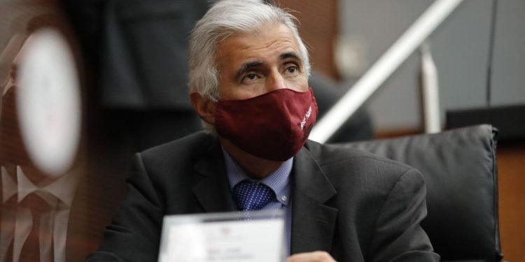 Propone José Narro realizar un encuentro latinoamericano de campesinos