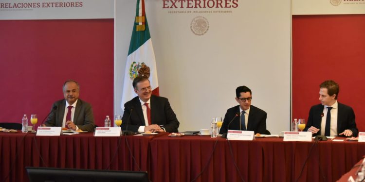 SRE celebra encuentro con comunidades mexicanas residentes en el exterior