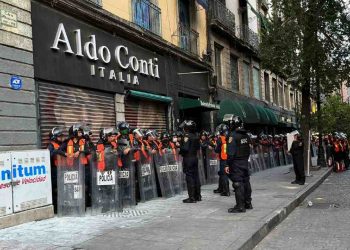 Acompaña Secretaría de Gobierno marcha a ocho años de los hechos de Ayotzinapa