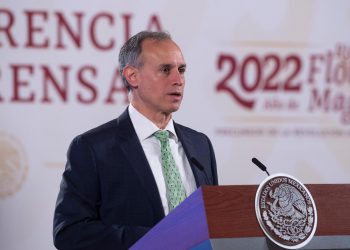 Defunciones por COVID-19 alcanzan su nivel más bajo en México