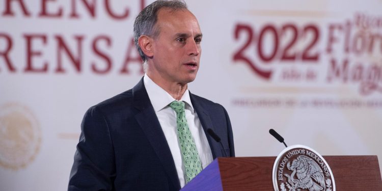 Defunciones por COVID-19 alcanzan su nivel más bajo en México