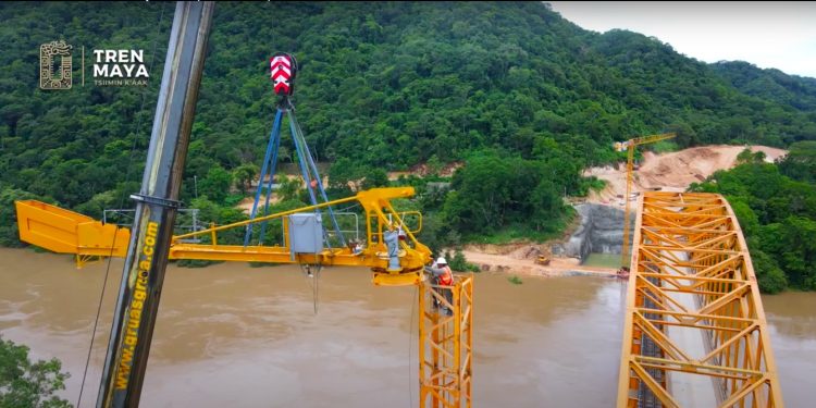 En Tabasco, avanza nuevo puente en Boca del Cerro para abrir paso al Tren Maya sobre río Usumacinta