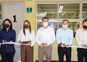 En Tapachula, Rutilio Escandón inaugura espacios educativos de calidad en la Secundaria No. 129