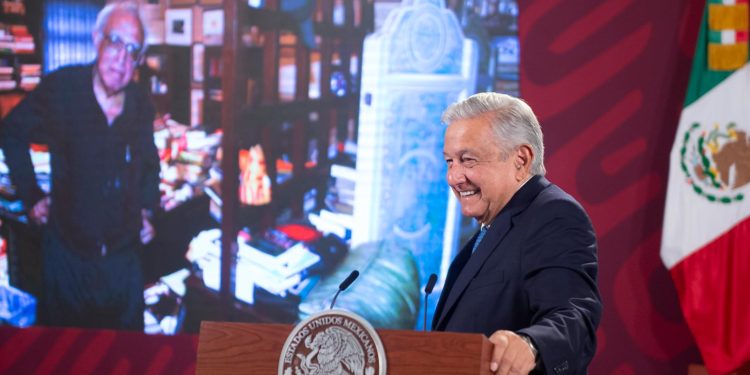 Gobierno de México alcanza acuerdo con productores y distribuidores de alimentos para controlar inflación