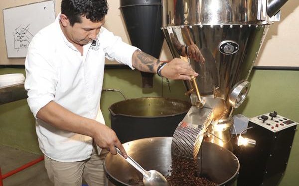 Inicia SDR talleres de tostado de café￼