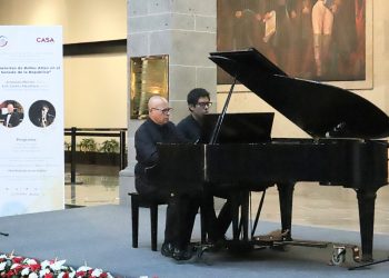 Presentan en el Senado concierto de piano en homenaje a Franz Schubert y Johannes Brahms