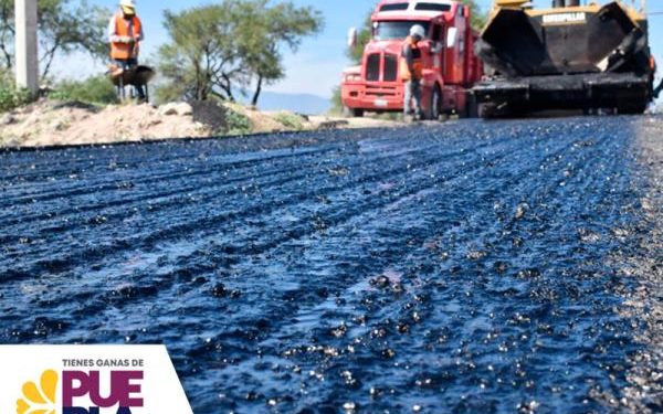 Rehabilita gobierno de Puebla cuatro tramos carreteros en Jalpan y Pantepec