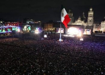 Rompe Grupo Firme récord de asistencia en el Zócalo de la Ciudad de México con más de 280 mil personas