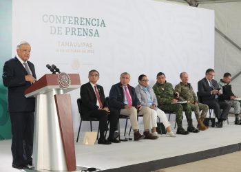 Presidente celebra entrega de visas temporales para que migrantes viajen a Estados Unidos