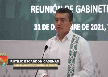 Rutilio Escandón atestigua premiación del Concurso Estatal de Artesanías Fray Bartolomé de Las Casas 2022