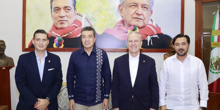 Rutilio Escandón se reúne con el presidente de Coparmex, José Medina Mora