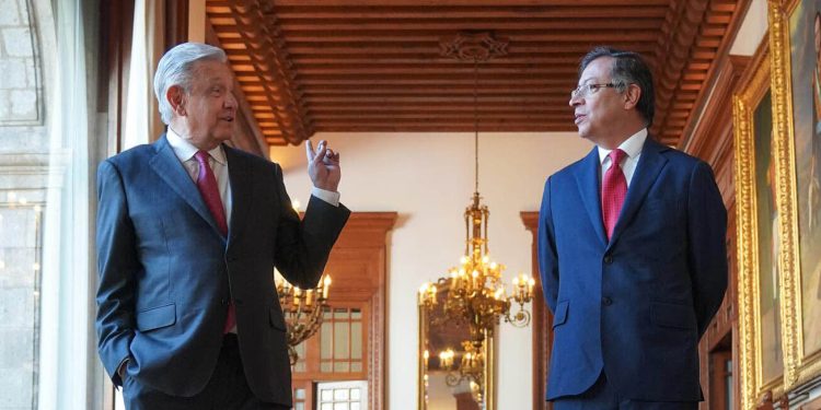 Resaltan hermandad entre México y Colombia