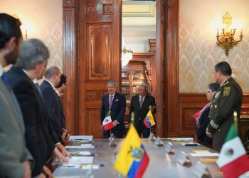 Presidente destaca acercamiento con Ecuador para lograr acuerdo comercial en beneficio de ambas naciones