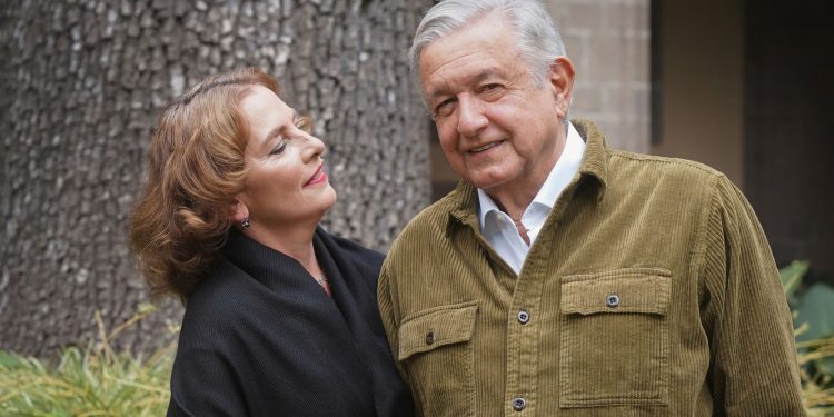 AMLO envía mensaje en víspera de Navidad; desea salud y felicidad al pueblo de México