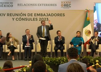 Encabeza Ricardo Monreal reunión con titular de la SRE, embajadores y cónsules de nuestro país￼