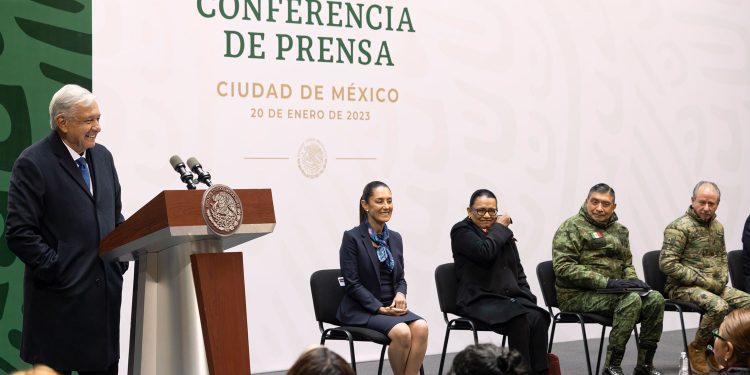 Guardia Nacional está en el Metro para apoyar a usuarios